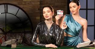 Meja Lightning Roulette dengan pengganda petir di platform qq88